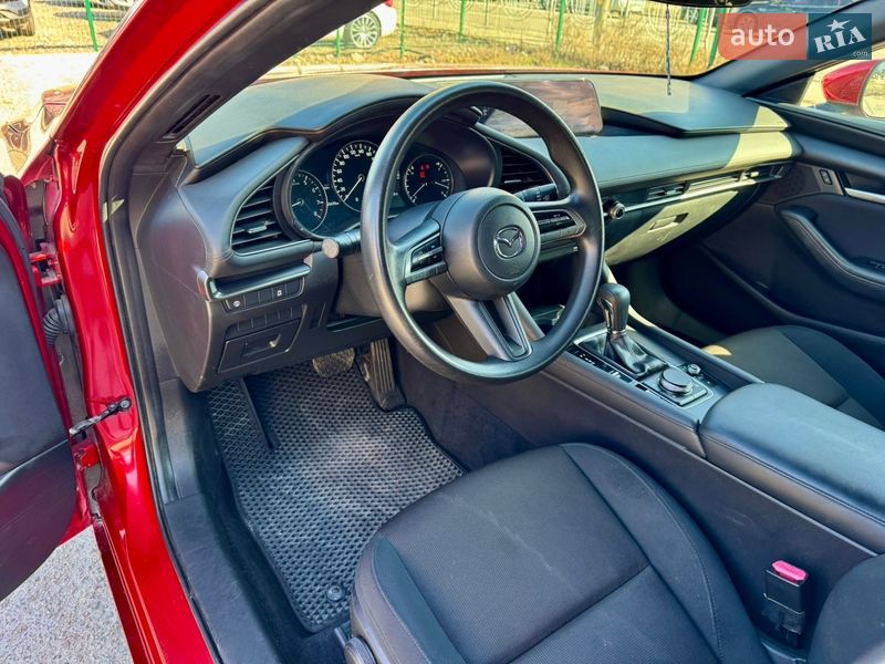 Хэтчбек Mazda 3 2019 в Киеве