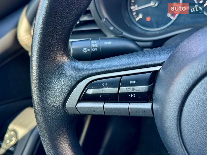 Хэтчбек Mazda 3 2019 в Киеве