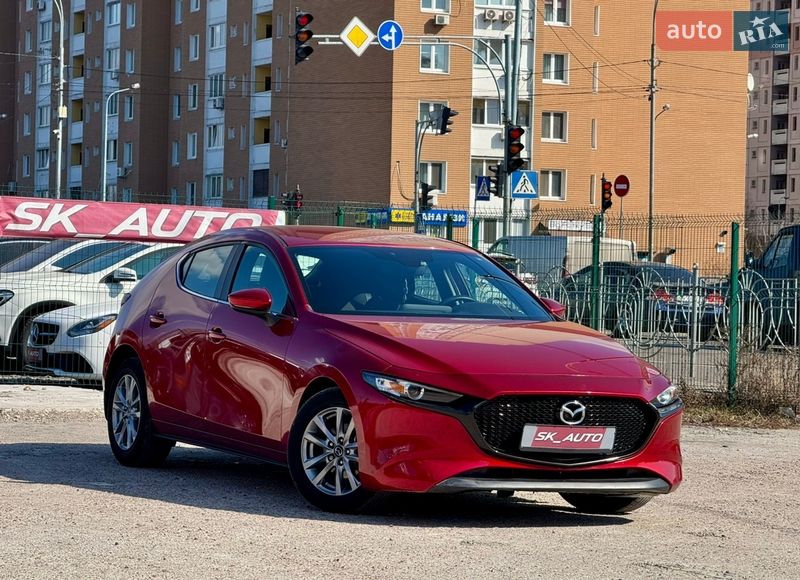 Хэтчбек Mazda 3 2019 в Киеве