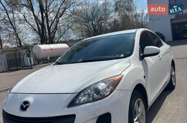 Седан Mazda 3 2011 в Днепре