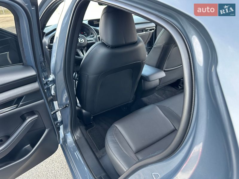 Хэтчбек Mazda 3 2022 в Днепре
