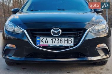 Седан Mazda 3 2015 в Буче