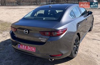 Седан Mazda 3 2021 в Киеве