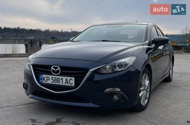 Седан Mazda 3 2015 в Запорожье