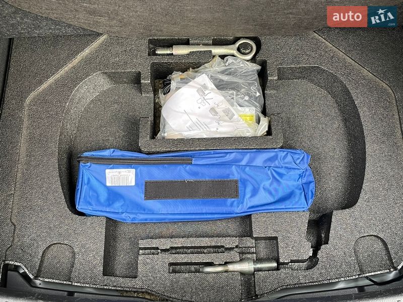 Хэтчбек Mazda 3 2014 в Хмельницком