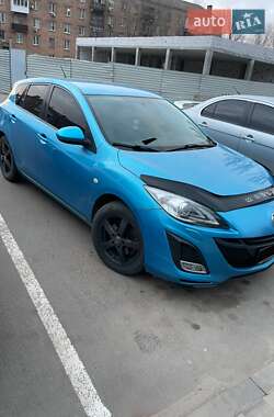 Хэтчбек Mazda 3 2011 в Кривом Роге