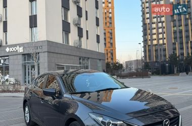 Седан Mazda 3 2016 в Києві