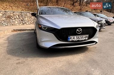 Хэтчбек Mazda 3 2022 в Киеве