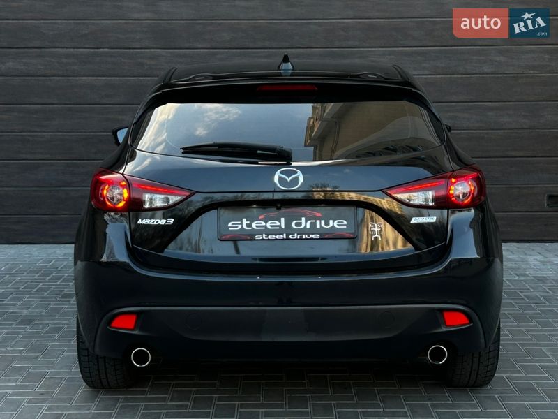 Хэтчбек Mazda 3 2014 в Николаеве