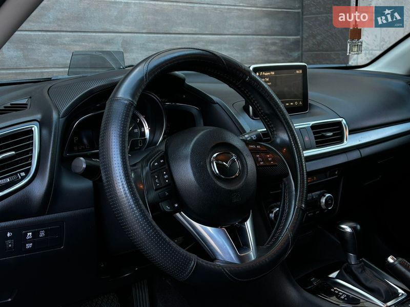 Хэтчбек Mazda 3 2014 в Николаеве