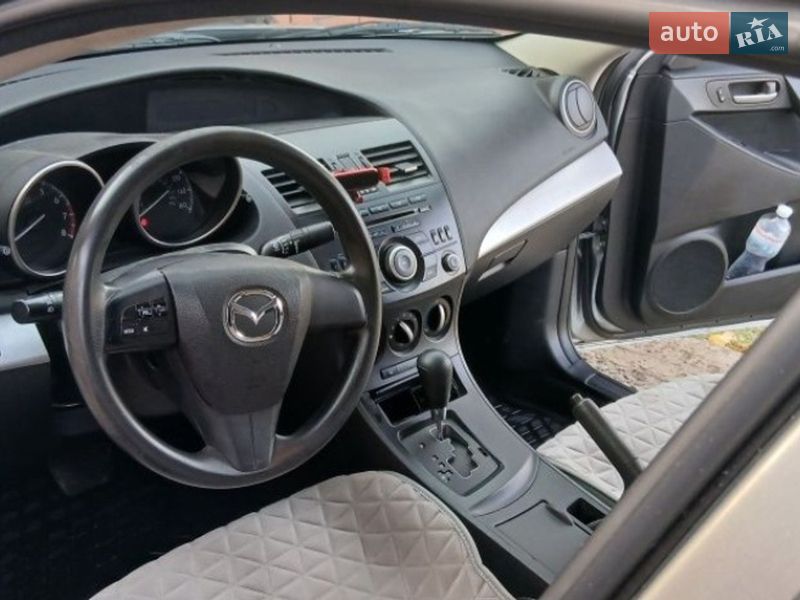 Седан Mazda 3 2013 в Запорожье фото 3 Седан Mazda 3 2013 в Запорожье