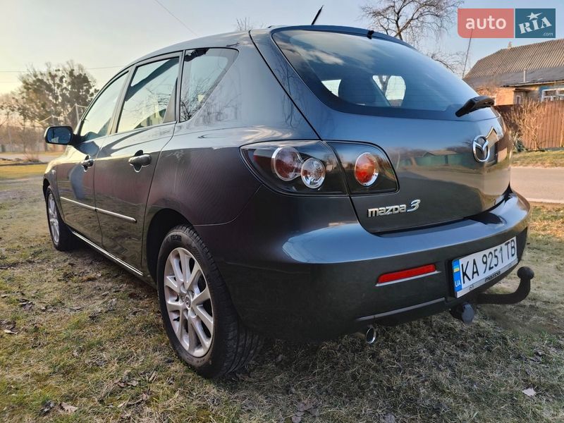 Хэтчбек Mazda 3 2008 в Киеве