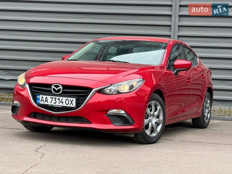 Седан Mazda 3 2015 в Сумах