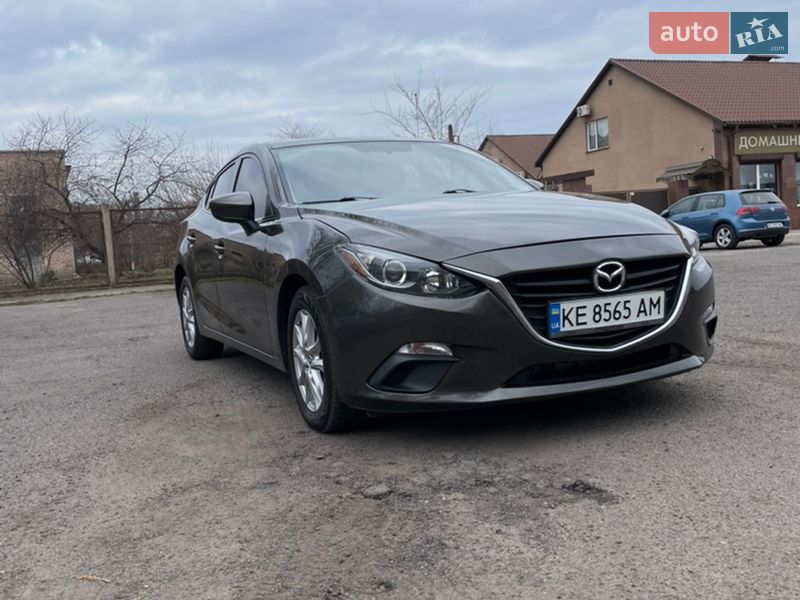 Mazda 3 2015