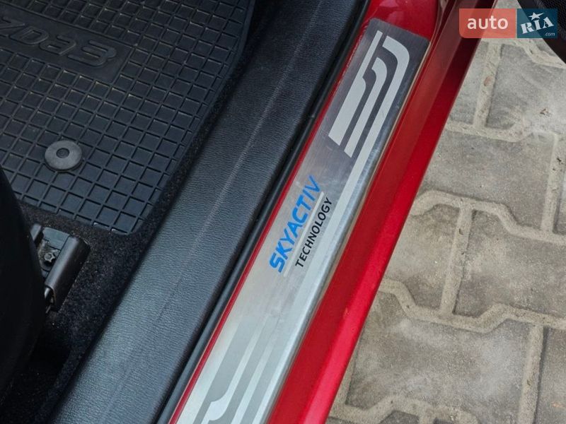 Седан Mazda 3 2014 в Киеве фото 56 Седан Mazda 3 2014 в Киеве