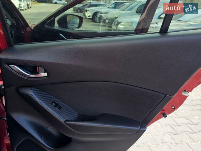 Седан Mazda 3 2014 в Киеве фото 50 Седан Mazda 3 2014 в Киеве