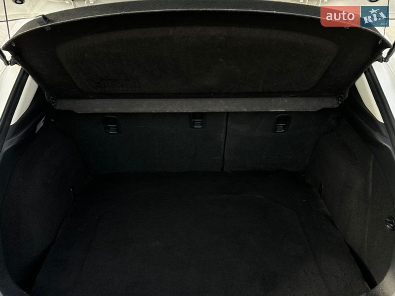 Хетчбек Mazda 3 2018 в Ковелі фото 24 Хетчбек Mazda 3 2018 в Ковелі