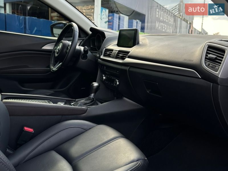 Хетчбек Mazda 3 2018 в Ковелі фото 31 Хетчбек Mazda 3 2018 в Ковелі