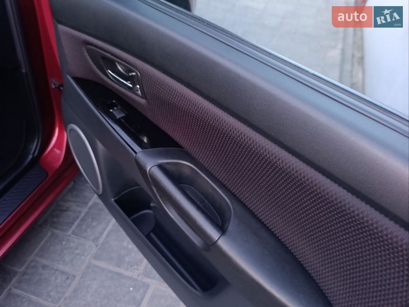 Хэтчбек Mazda 3 2008 в Луцке