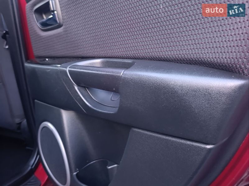 Хэтчбек Mazda 3 2008 в Луцке