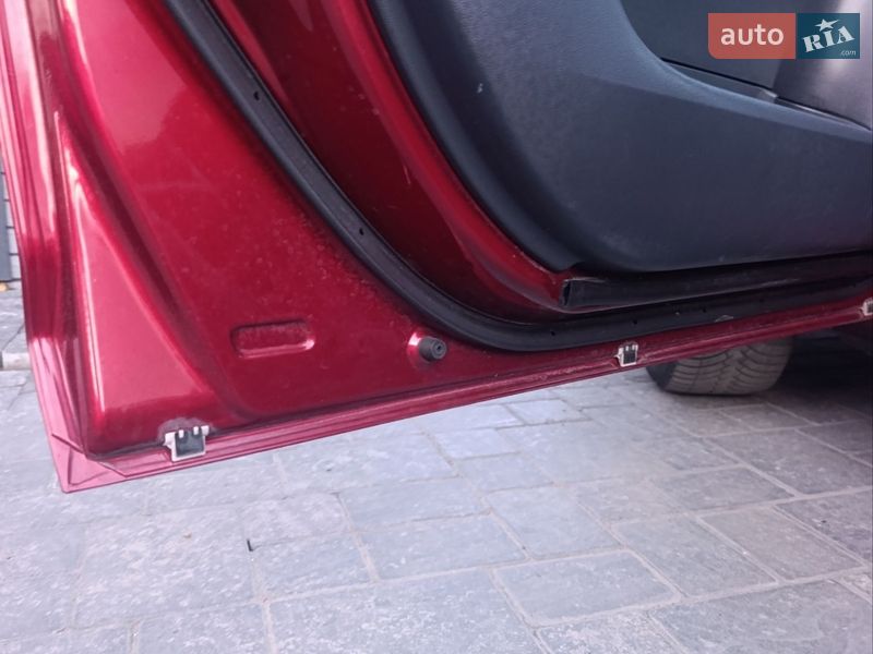 Хэтчбек Mazda 3 2008 в Луцке