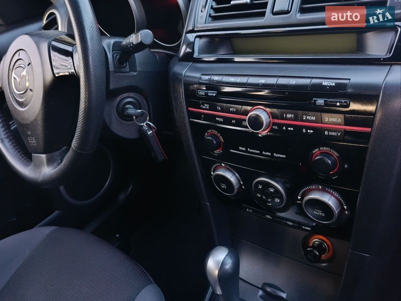 Хэтчбек Mazda 3 2008 в Луцке