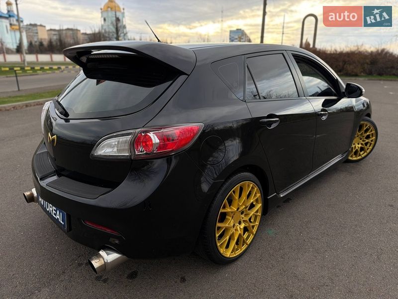 Хэтчбек Mazda 3 2010 в Кривом Роге