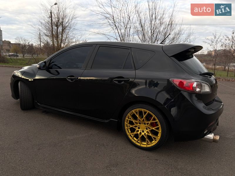 Хэтчбек Mazda 3 2010 в Кривом Роге