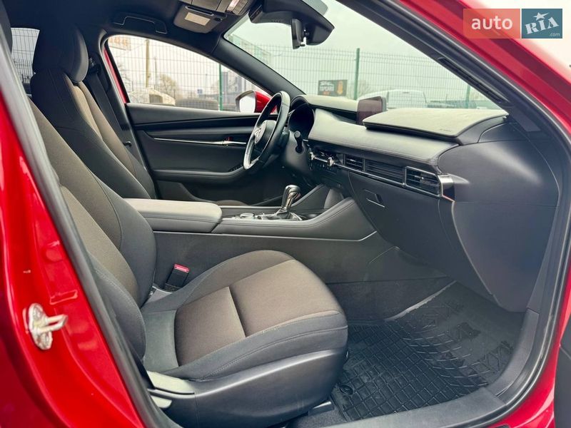 Хетчбек Mazda 3 2019 в Києві фото 30 Хетчбек Mazda 3 2019 в Києві
