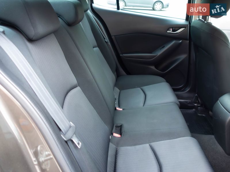 Седан Mazda 3 2013 в Києві