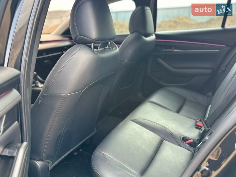 Седан Mazda 3 2022 в Киеве фото 45 Седан Mazda 3 2022 в Киеве