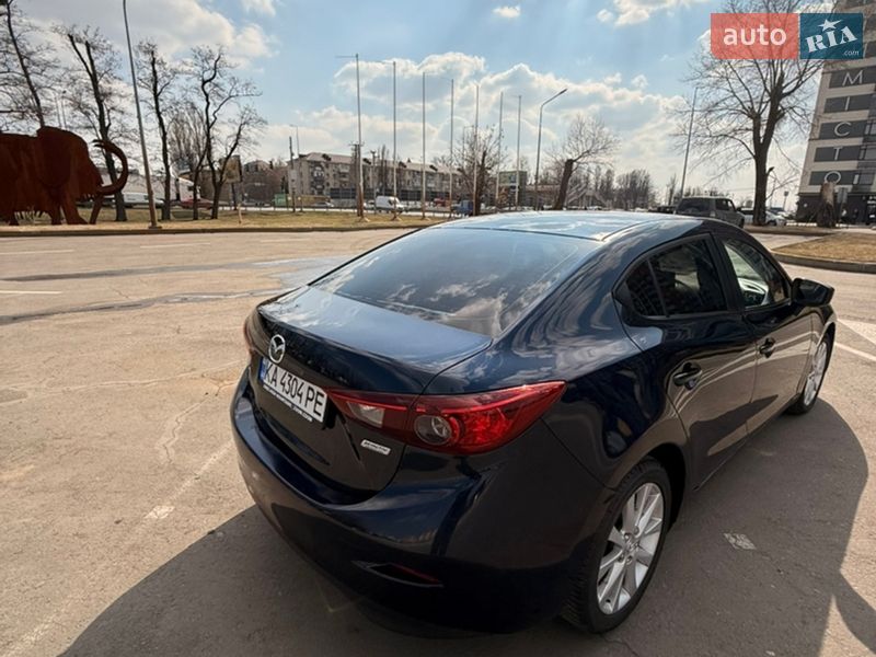 Седан Mazda 3 2014 в Киеве