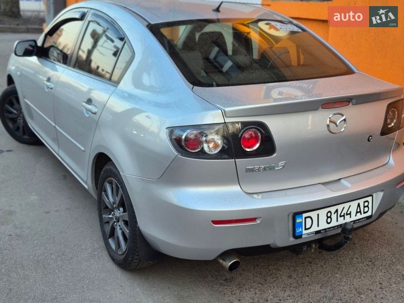 Седан Mazda 3 2008 в Киеве
