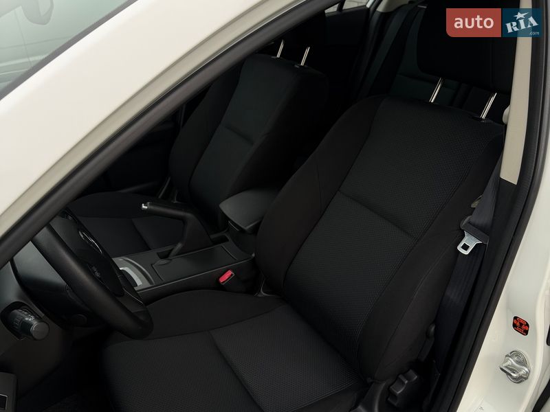 Седан Mazda 3 2011 в Киеве фото 27 Седан Mazda 3 2011 в Киеве