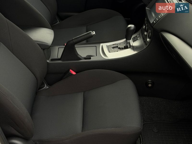 Седан Mazda 3 2011 в Киеве фото 35 Седан Mazda 3 2011 в Киеве