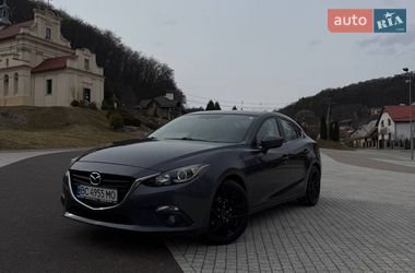 Седан Mazda 3 2016 в Львове