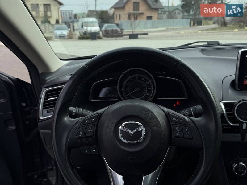 Седан Mazda 3 2016 в Львове фото 21 Седан Mazda 3 2016 в Львове