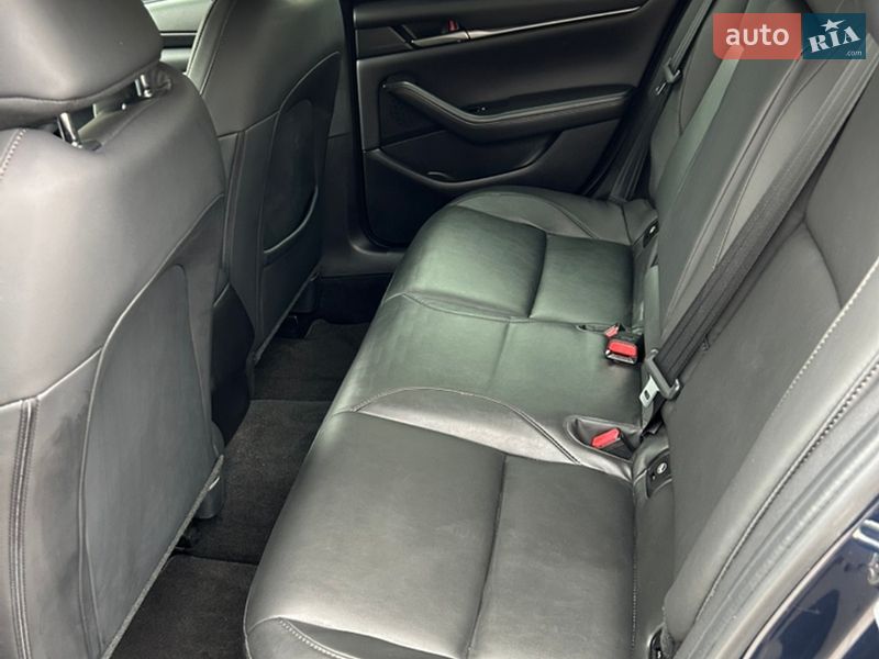 Седан Mazda 3 2022 в Києві