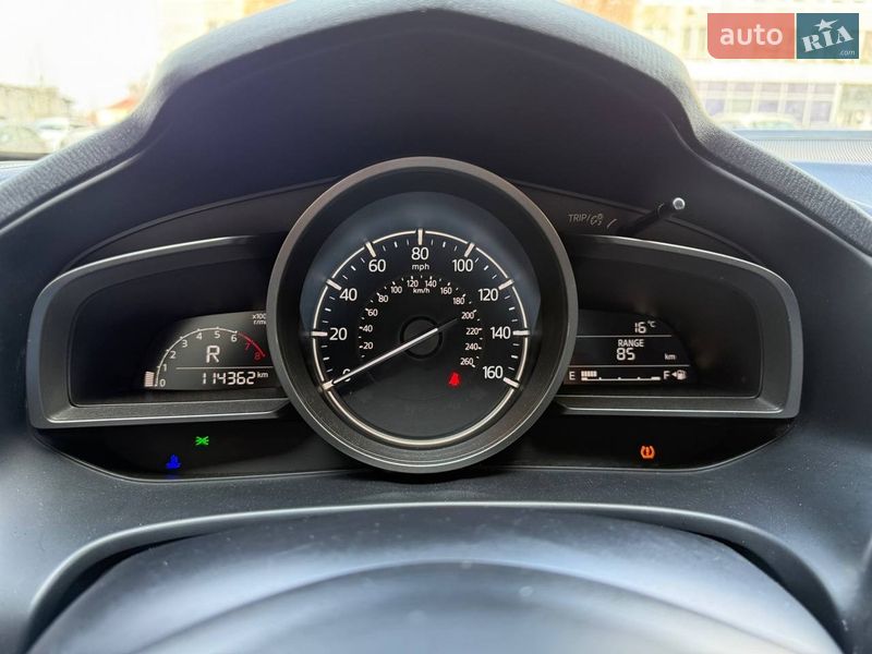 Седан Mazda 3 2018 в Днепре
