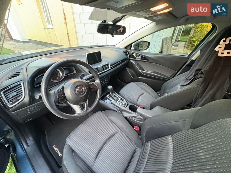 Седан Mazda 3 2015 в Києві