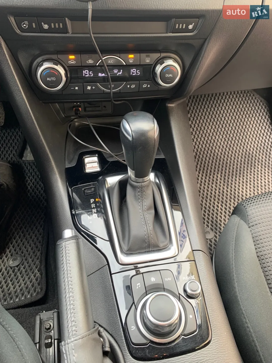 2017 Mazda 3 - мініатюра 11