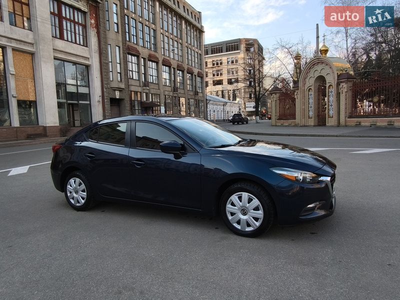 Седан Mazda 3 2017 в Харькове