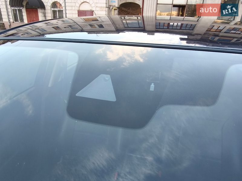 Седан Mazda 3 2017 в Харькове