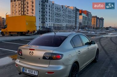 Седан Mazda 3 2006 в Ровно