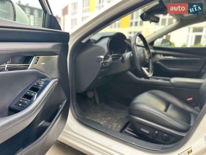 Седан Mazda 3 2020 в Києві