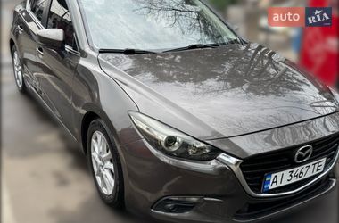 Седан Mazda 3 2017 в Киеве