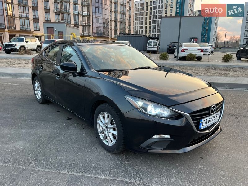 Седан Mazda 3 2015 в Черкассах