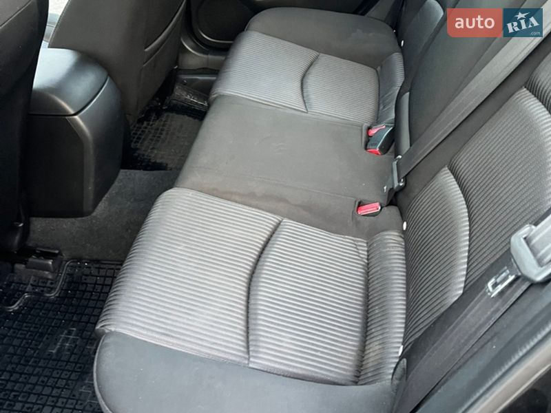 Седан Mazda 3 2015 в Черкассах