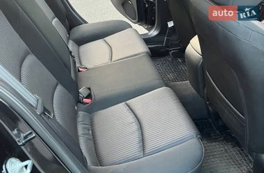 Седан Mazda 3 2015 в Черкассах