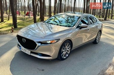 Седан Mazda 3 2023 в Киеве